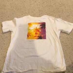 NIKE AIR Kids Tee Size XL